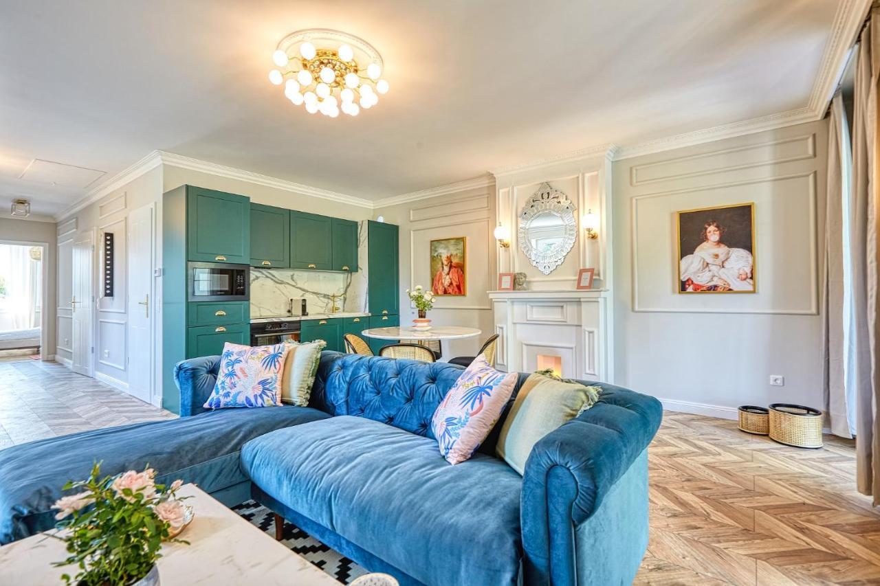 The Doors Luxury Apartment Mosonmagyaróvár Εξωτερικό φωτογραφία
