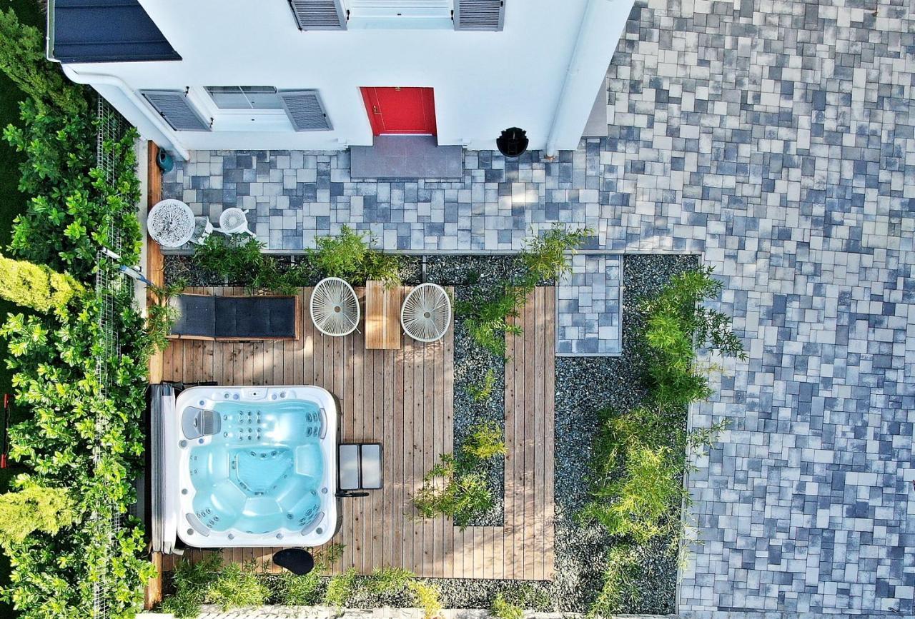 The Doors Luxury Apartment Mosonmagyaróvár Εξωτερικό φωτογραφία