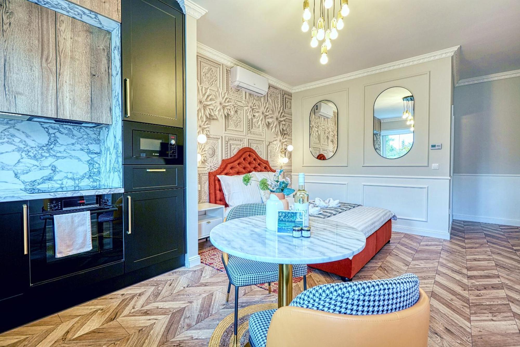 The Doors Luxury Apartment Mosonmagyaróvár Εξωτερικό φωτογραφία